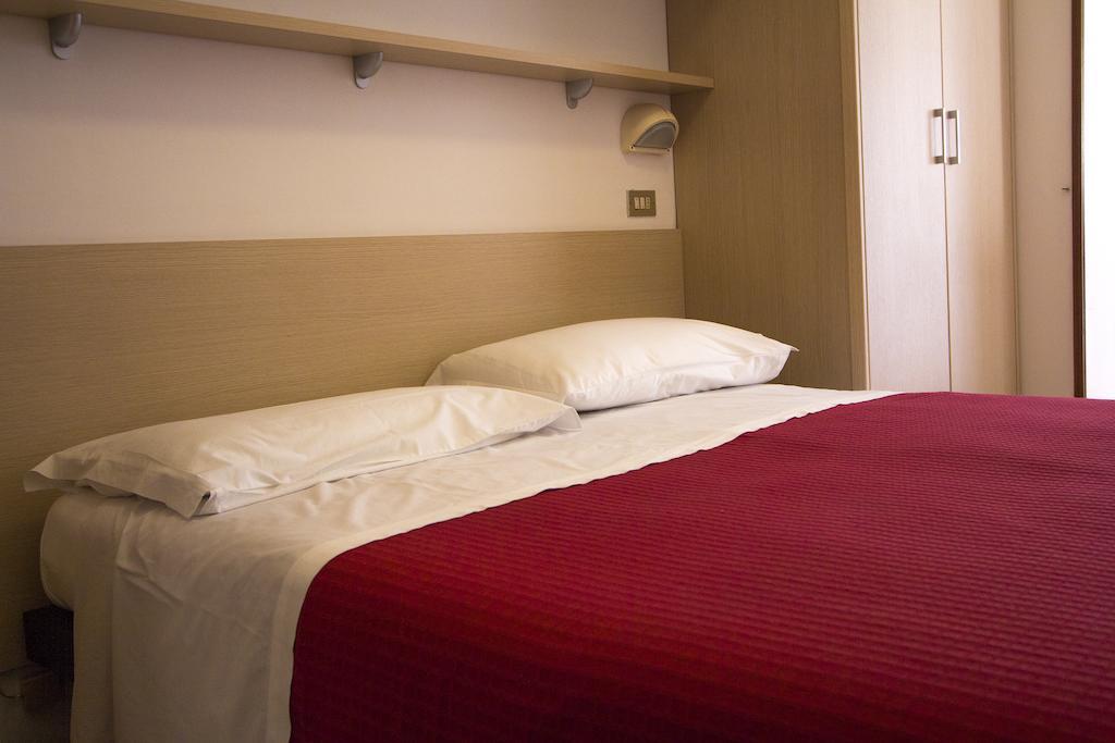 Casa Portofino Rooms&Breakfast Cesenatico Bilik gambar