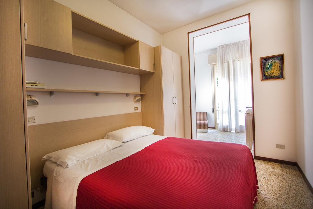 Casa Portofino Rooms&Breakfast Cesenatico Bilik gambar
